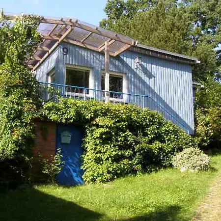 Feriehus Blaues Haus Am Schwarz (Mecklenburgische Seenplatte)